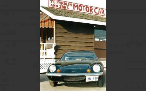 1969 Lotus Europa S2 in front of the “sales shack” at 1405 Hammond. The “sales shack” served as Terry’s main office at the lot until he added the service shop to the business in 1990.